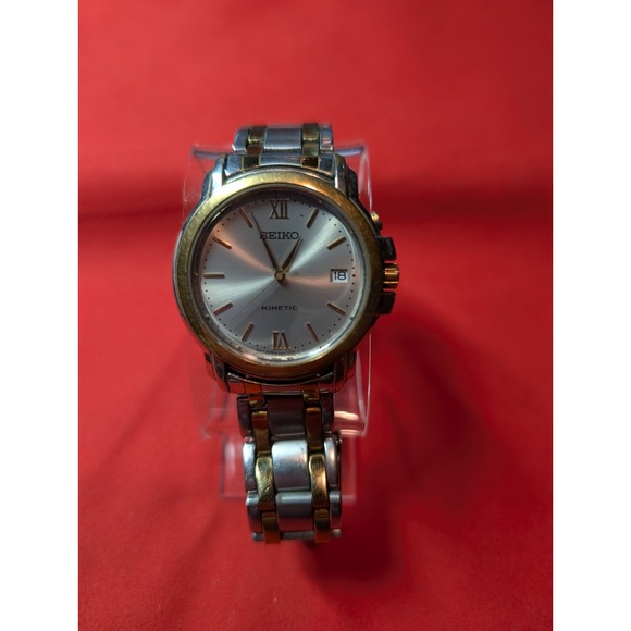 Vintage Seiko kinetic watch for men Needs Capacitor - Picture 9 of 10